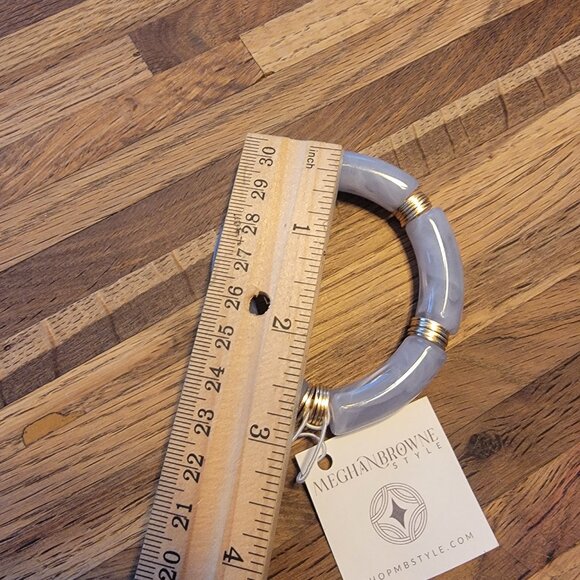 Meghan Browne Style Henry Gray Stretch Chunky Beaded Bracelet - Picture 8 of 10